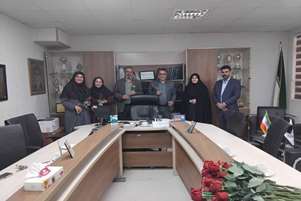 حضور مدیر پرستاری دانشگاه و رئیس نظام پرستاری شیراز در دانشکده و تقدیر از اساتید به مناسبت روز دانش پرستاری