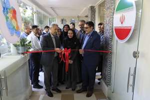 رئیس دانشگاه علوم پزشکی شیراز در آیین بهره‌برداری از طرح توسعه فضای آموزشی مزین به نام ایران 