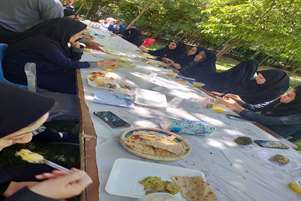 برگزاری جشنواره غذای سالم در اختتامیه هفته سلامت در فضای سبز دانشکده 