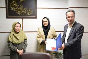 پیام تبریک رئیس و معاونین دانشکده به کتابدار برگزیده دانشگاه به مناسبت روز کتابدار